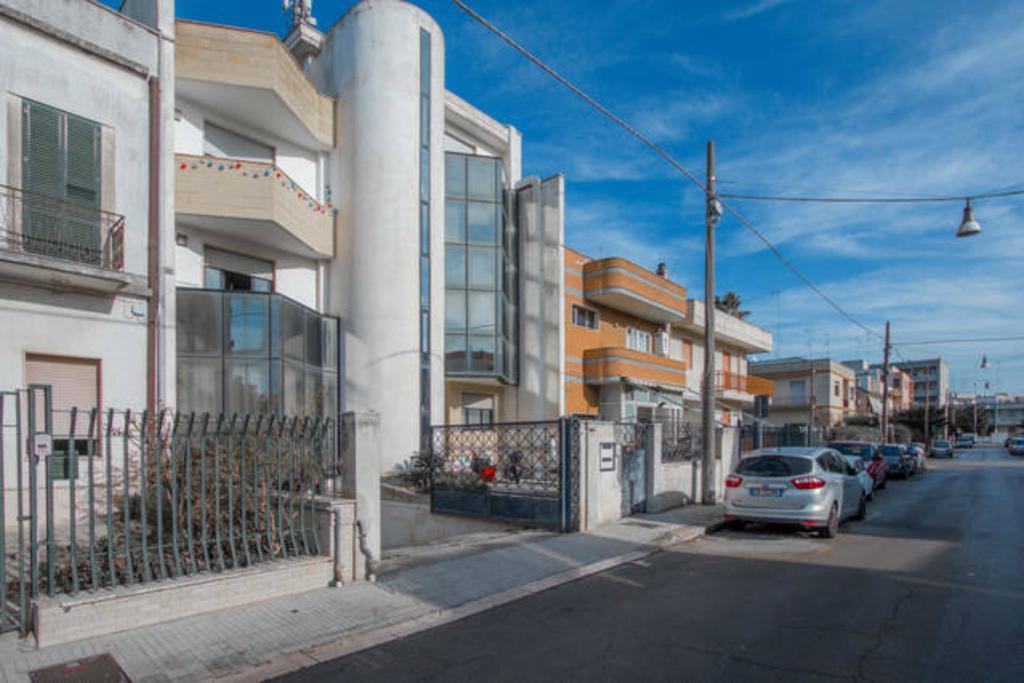 Lo Specchio Del Salento Bed and Breakfast Lecce Eksteriør billede