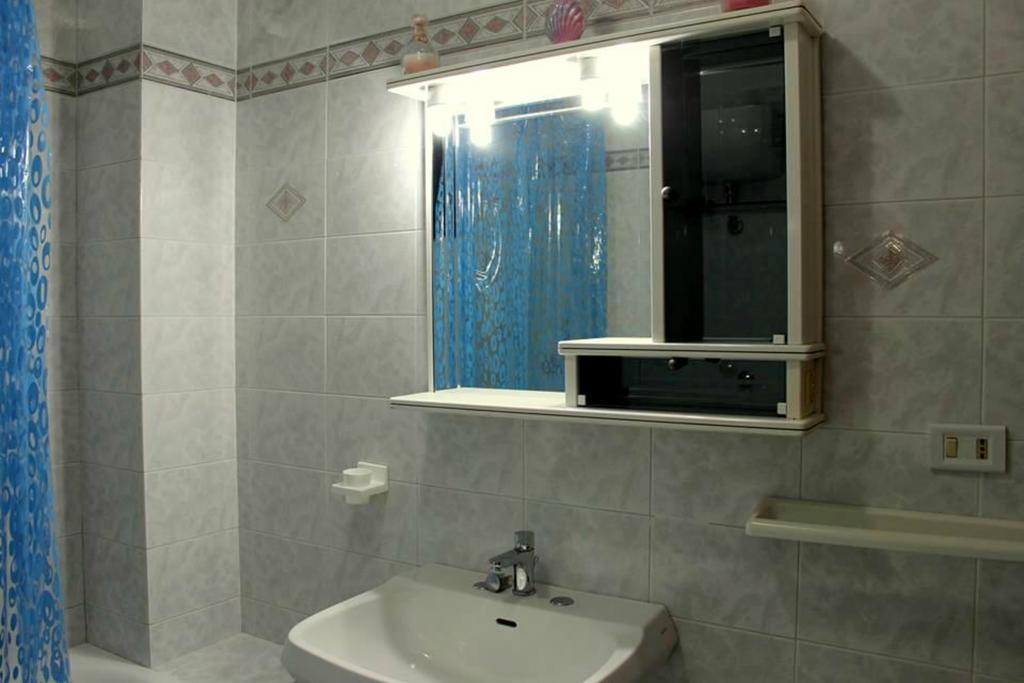 Lo Specchio Del Salento Bed and Breakfast Lecce Eksteriør billede